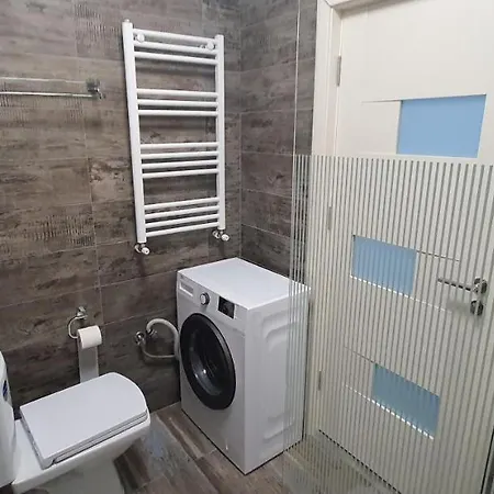Tomis Promenada Luxury Studio *