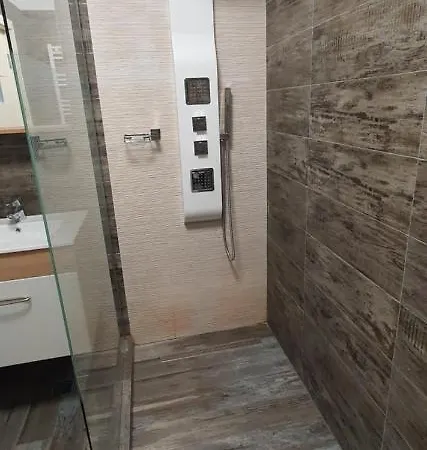 Tomis Promenada Luxury Studio * Navodari